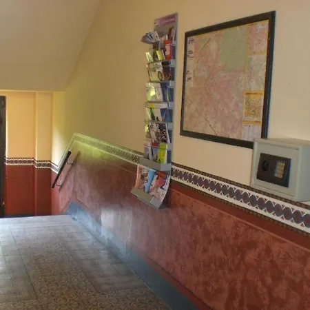 شقة Sehr-schoene-4-raum-maisonette-fewo-mit-100qm-zentral-preiswert-t9 *